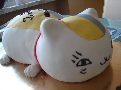 Nyanko sensei cake.