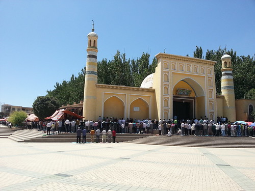 Friday prayer at the Id Gha / Id Khar mosque