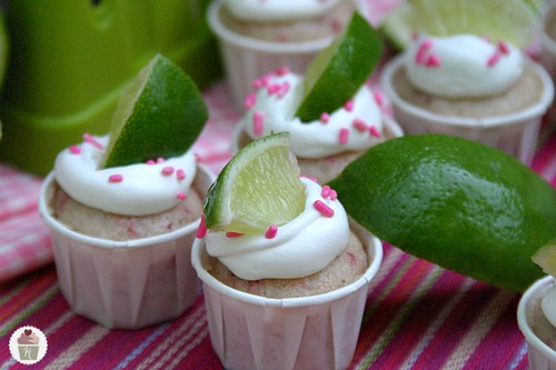 Strawberry-Margarita-Cupcake-Bites