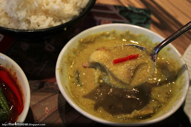 Sweet Salty Spicy - Green Curry