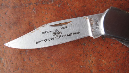 Chinese Boy Scout knife 2 by ConserVentures