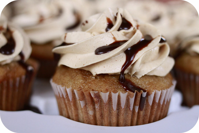 Banana Cupcake with Peanut Butter Frosting