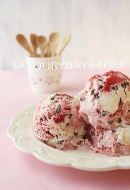 Home made Cream cheese ice cream with strawberry coulis & chocolate chips