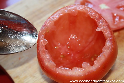 Tomates rellenos de cous cous de fresas y mango (6)