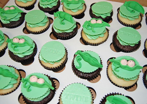 Pea in a Pod Baby Shower Cupcakes for Twins