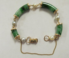 Ming's Jade and Pearl Bracelet