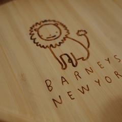 バーニーズニューヨーク 木製キッズプレート
