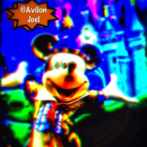#Mickey #Mouse at the #Disney #Store #parisinstagram #instacool #instamatic #trippy #iphone4s #magnifyk #iphoneasia #ignation #instaworld #Q8 #q8instagram #twitter #foursquare #tumblr #flickr #posterous #facebook #avilonjoel #webstagram #structure #instam
