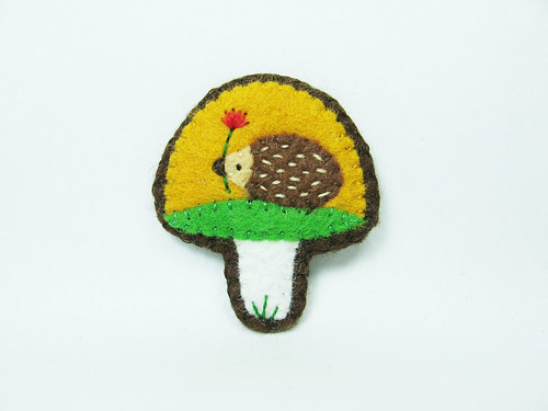 Tiny mushroom felt brooch