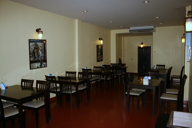 Peppers Dining
Area