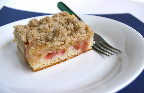 Rhubarb Snacking Cake I
