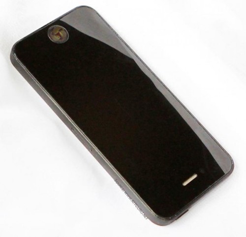 new-iphone-5-pictures-leaked-longer-screen-2