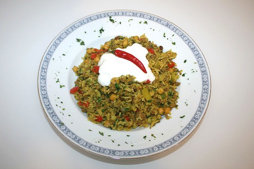35 - Curry-Reispfanne / Curry rice stew - Serviert