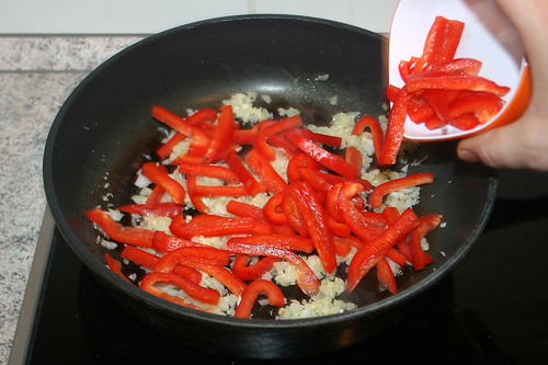 25 - Paprika mit anbraten / Roast bell pepper slices