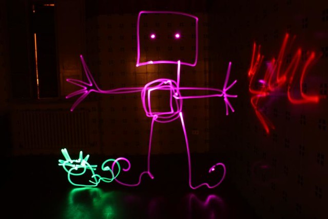 artists play with light-YAPWILLI