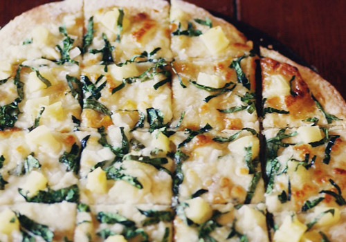 pinapple_spinach_pizza2