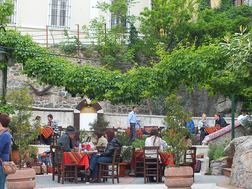 Genovai fal genovai kávézóval