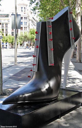 Shoe Street Art - Madrid