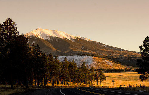 San Francisco Peaks by tail happy