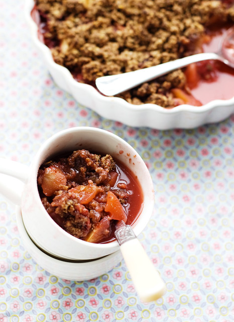 Strawberry and Apple Crumble