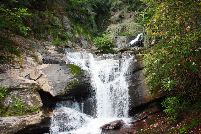 Dukes Creek Falls