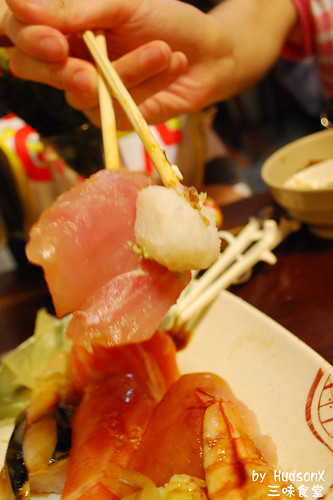 壽司飯和魚肉實在不成比例