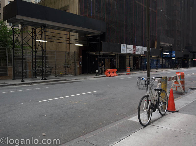 A lone bicycle in NYC