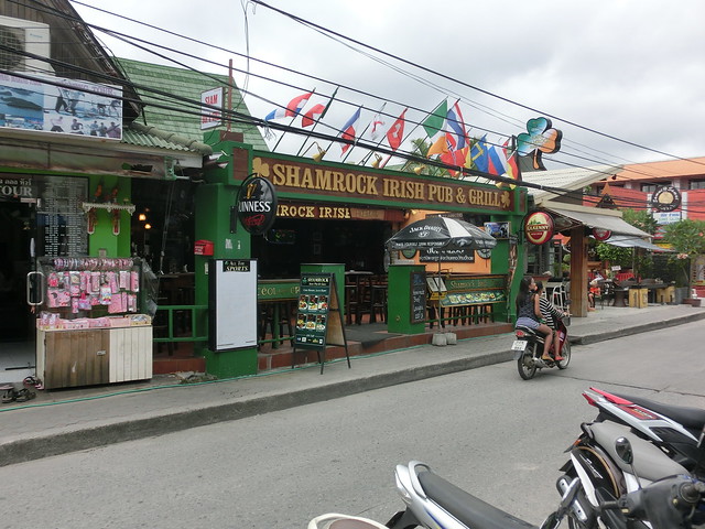 Restaurants & Shops - Lamai Beach Rd