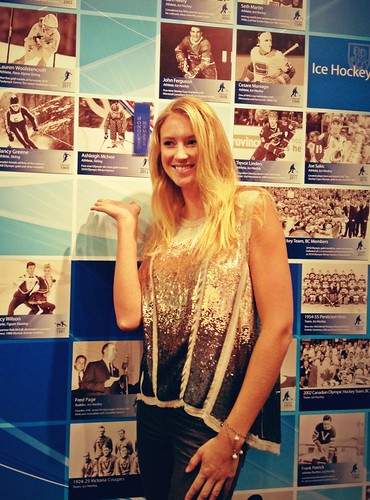 Ski cross champ @AsleighMcIvor gets inducted into the @BCSportsHall