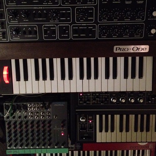 After a week of fighting with the Akai Ren...I needed some mono love. Sequential Circuits Pro One and Roland SH-2 by The Synthesizer Book