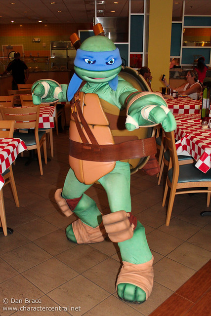 Antonio's Pizza-Rama Dinner with the Teenage Mutant Ninja Turtles!