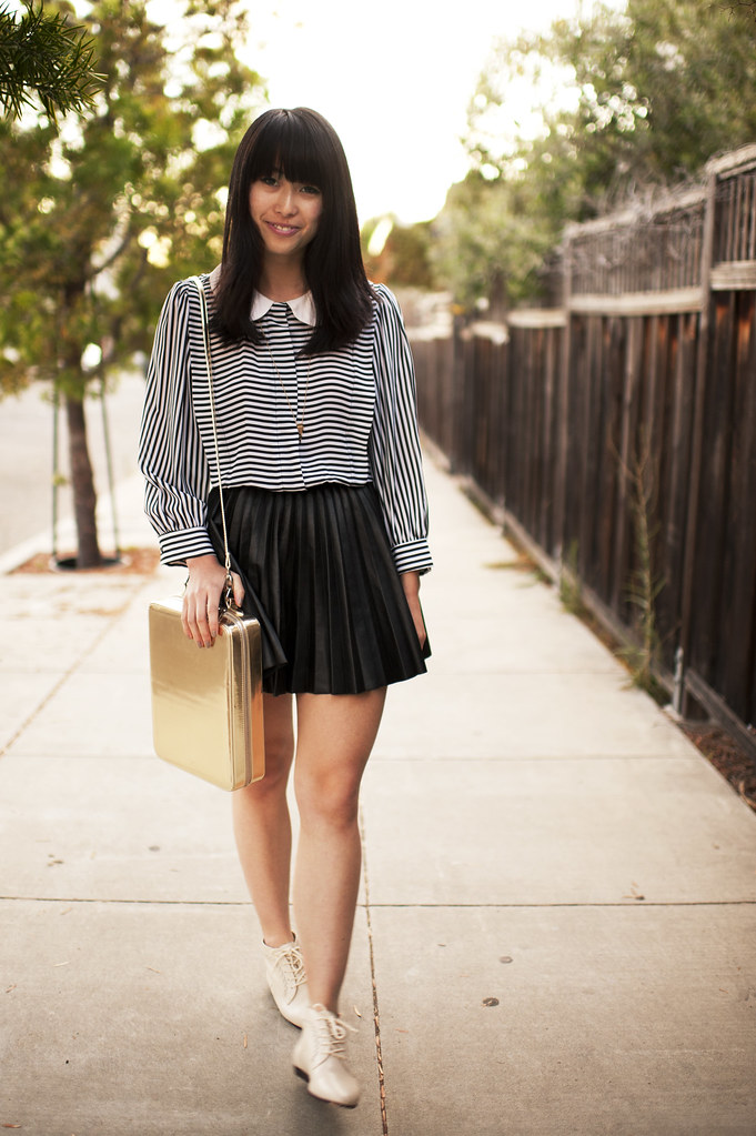 vintage top and booties, asos metallic purse, h&m leather skirt
