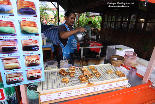 pattaya floating market food stall
