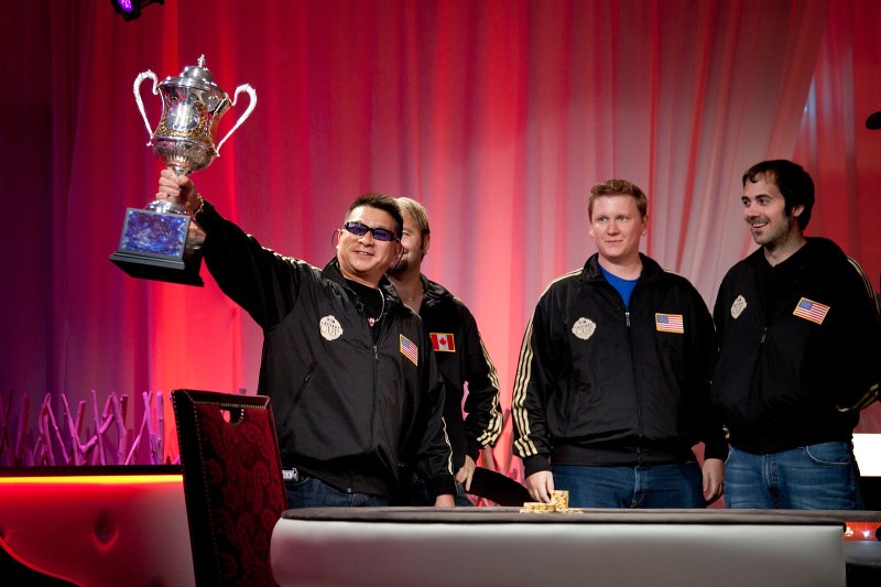 Johnny_Chan_Holding_Up_Caesars_cup