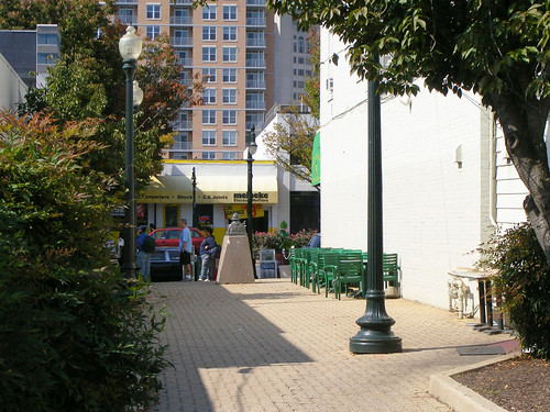Mayor's Promenade Looking Towards Georgia