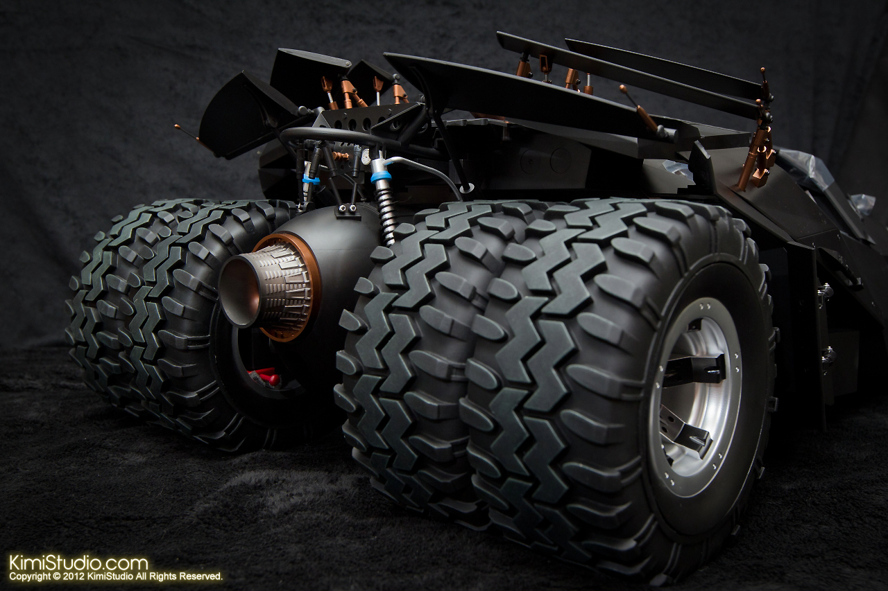 2012.09.22 MMS69 Hot Toys Batmobile-028