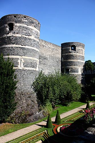 Towers-and-garden