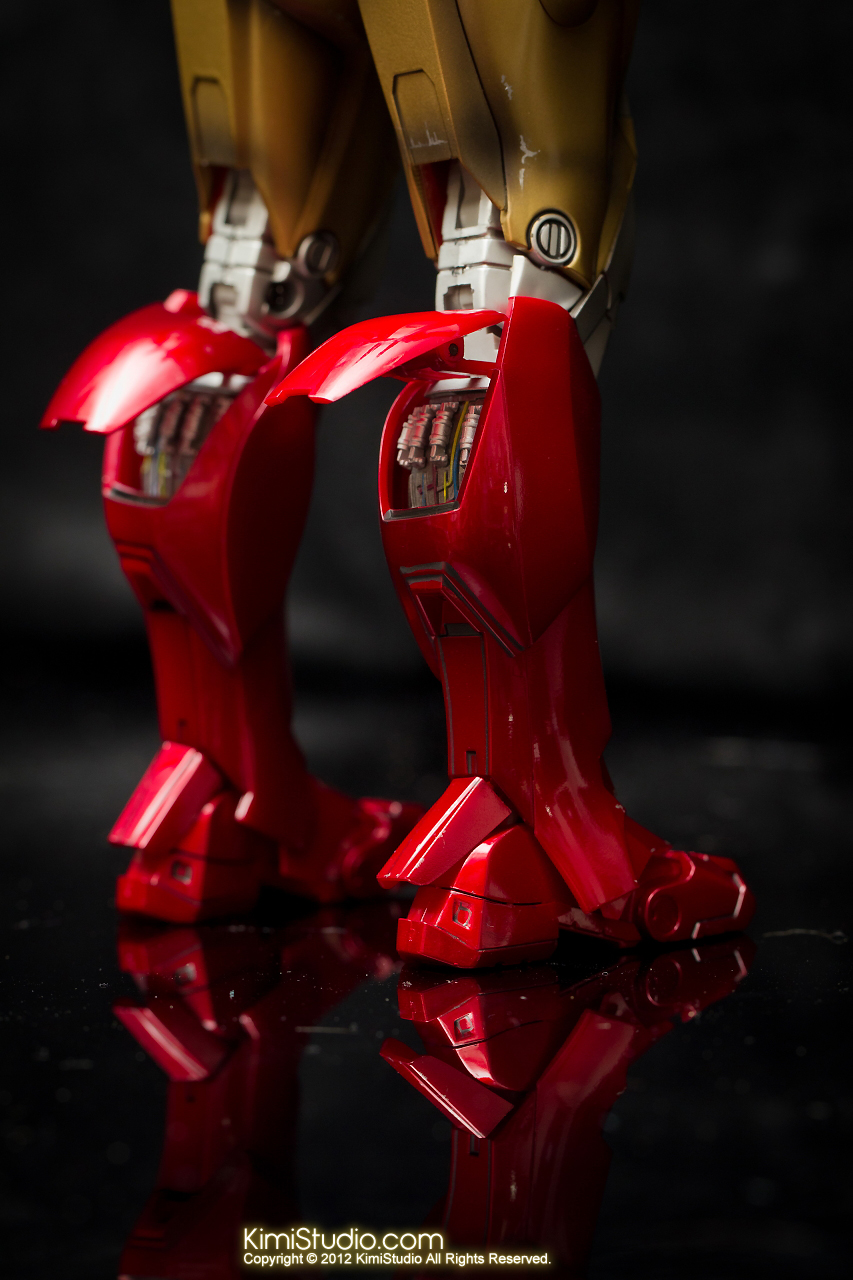 2012.09.01 Hot Toys Iron Man Mark VI-023