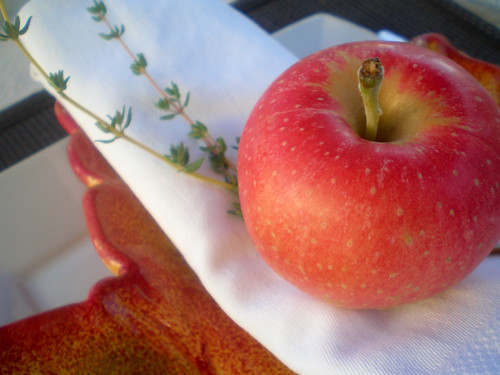 outdoor fall tablescape using apples. Layering plates