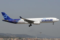 Air Transat A330-343X C-GTSD BCN 10/08/2012