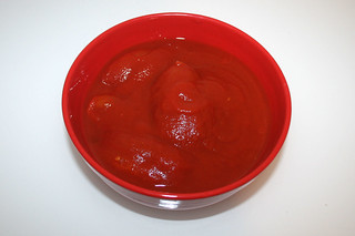 04 - Zutat geschälte Tomaten / Ingredient peeled tomatoes