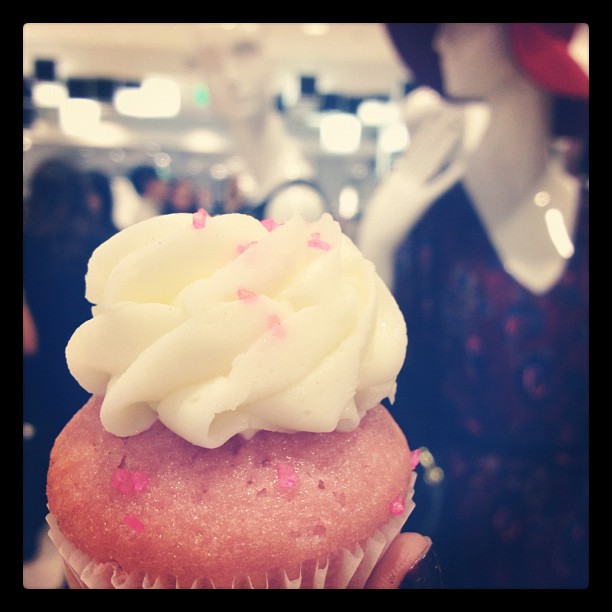 Yes, I'm eating a @sifted cupcake. Someone tell that mannequin to stop judging me.