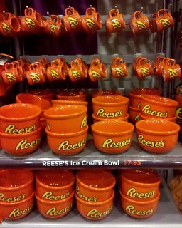 Reese's Ice Cream Bowl