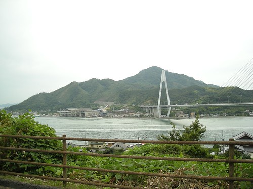 生口橋と生口島