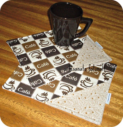 mug rugs by fatimalt