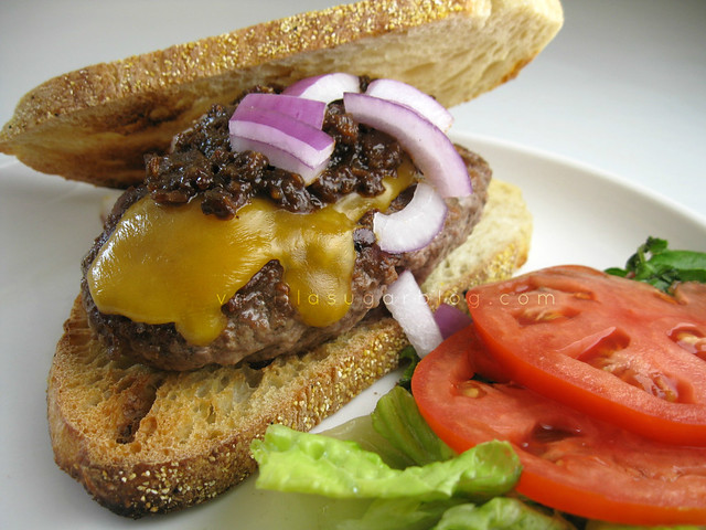 bacon jam topped cheeseburgers