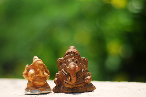 How about some DoF Ganesha ? by McGun