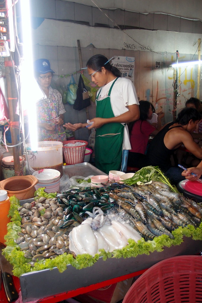 Must Try Bangkok Food: Salted Grilled Fish Stall