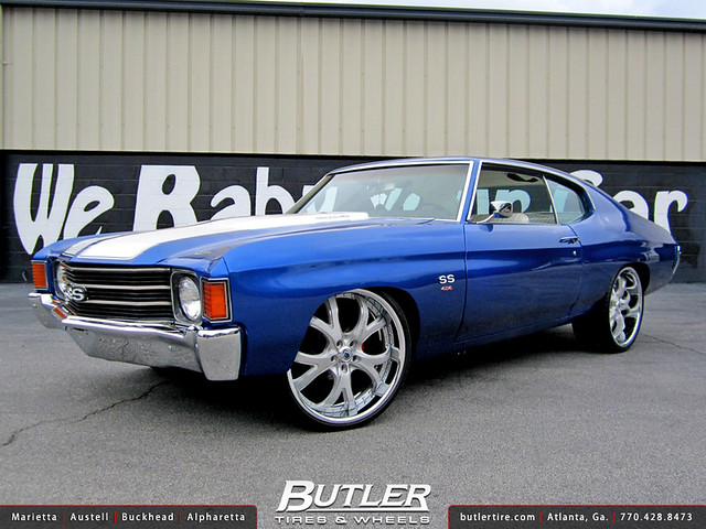 1972 Chevy Chevelle with 22in Asanti AF143 Wheels