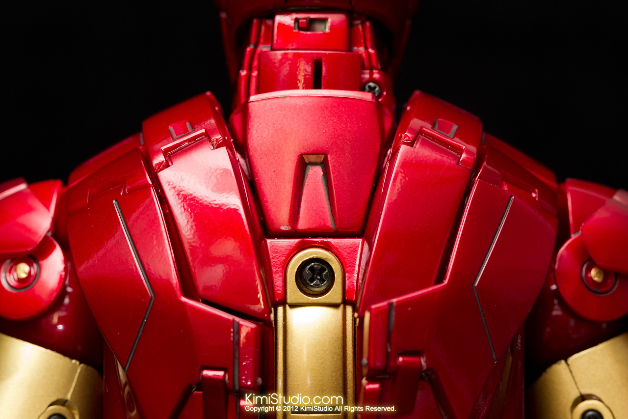 2012.09.01 Hot Toys Iron Man Mark VI-017